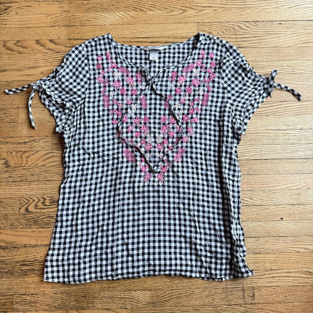 CJ Banks Top Women’s S Black Gingham Embroidered Peasant Cottage Country Floral